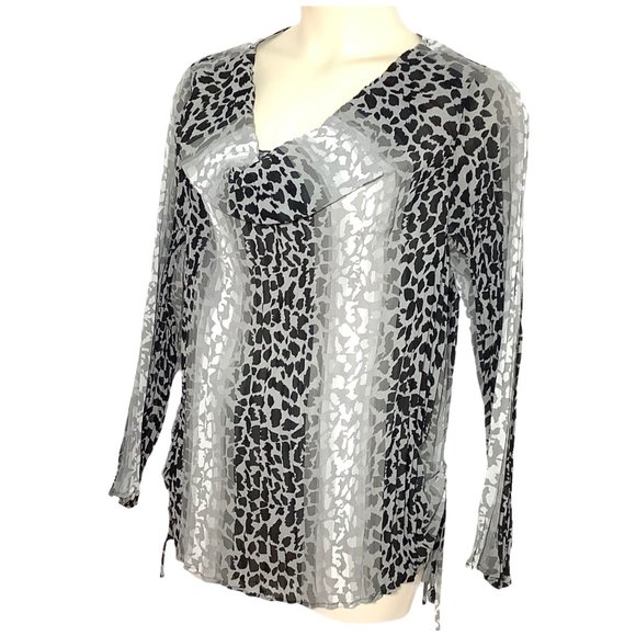 Lane Bryant Leopard Animal Print 18/20 Top Blouse Tunic Sheer Pleated Black - Picture 3 of 11